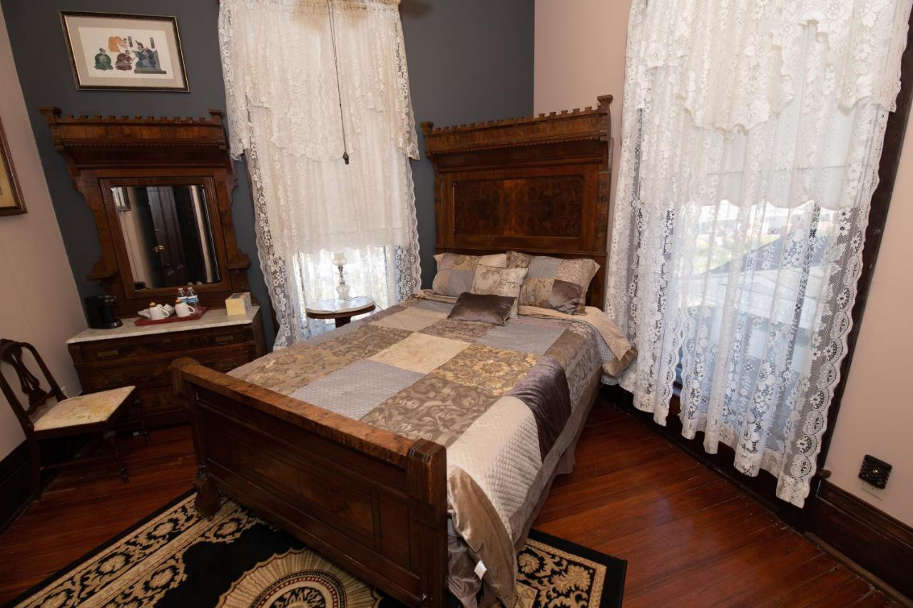 بالاتكا Grand Gables Inn المظهر الخارجي الصورة