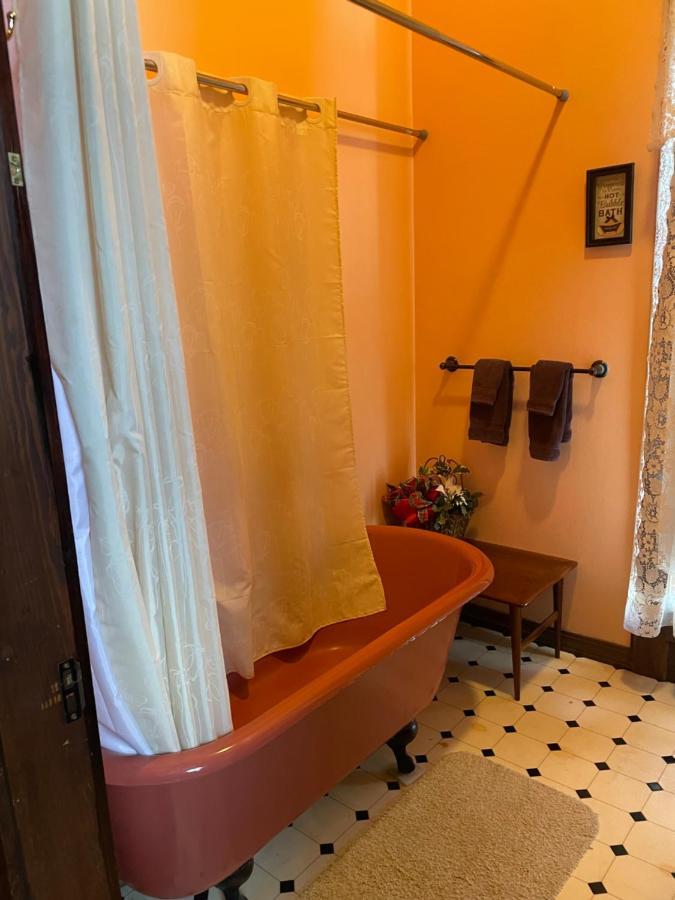 بالاتكا Grand Gables Inn المظهر الخارجي الصورة