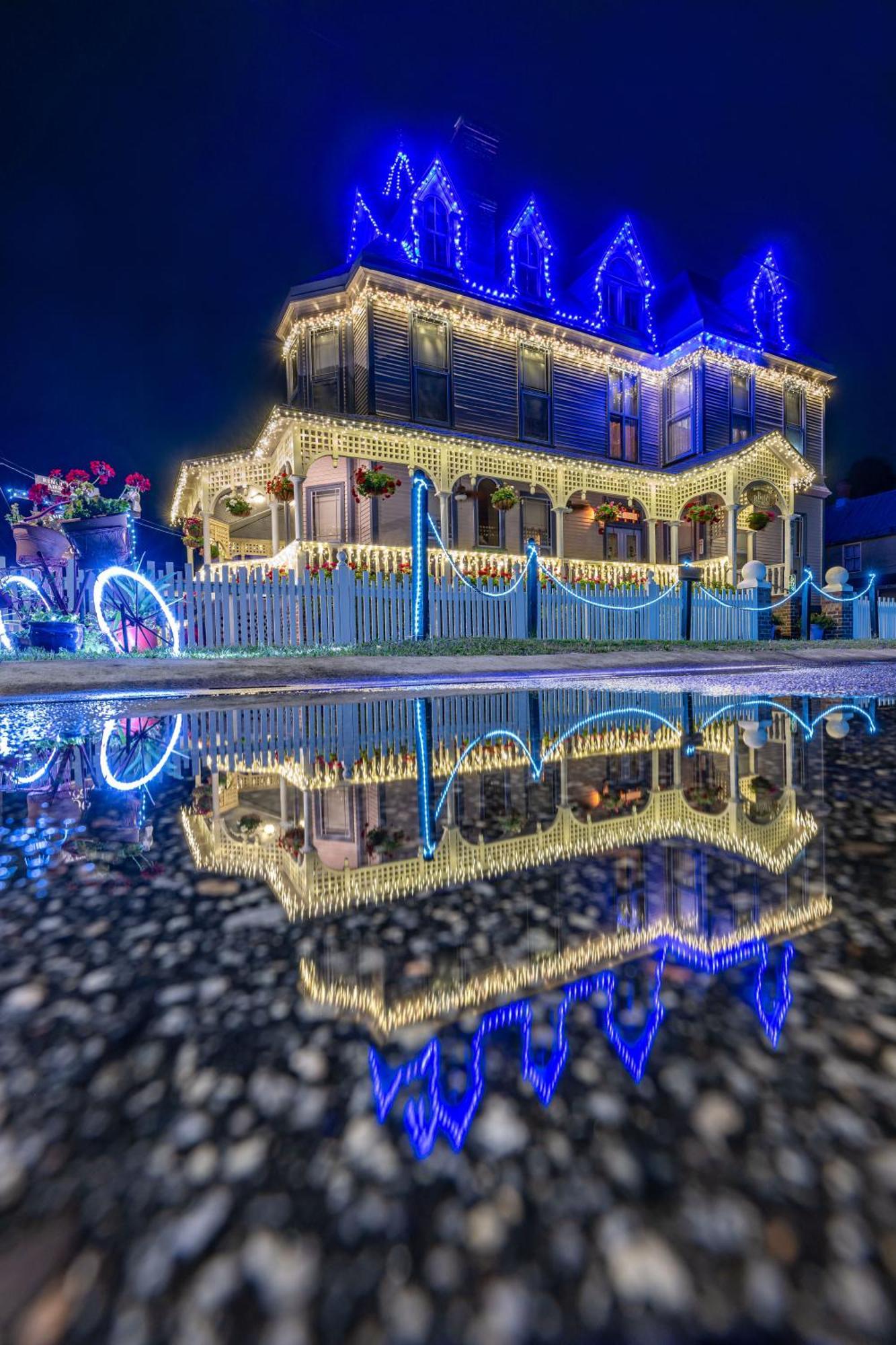 بالاتكا Grand Gables Inn المظهر الخارجي الصورة