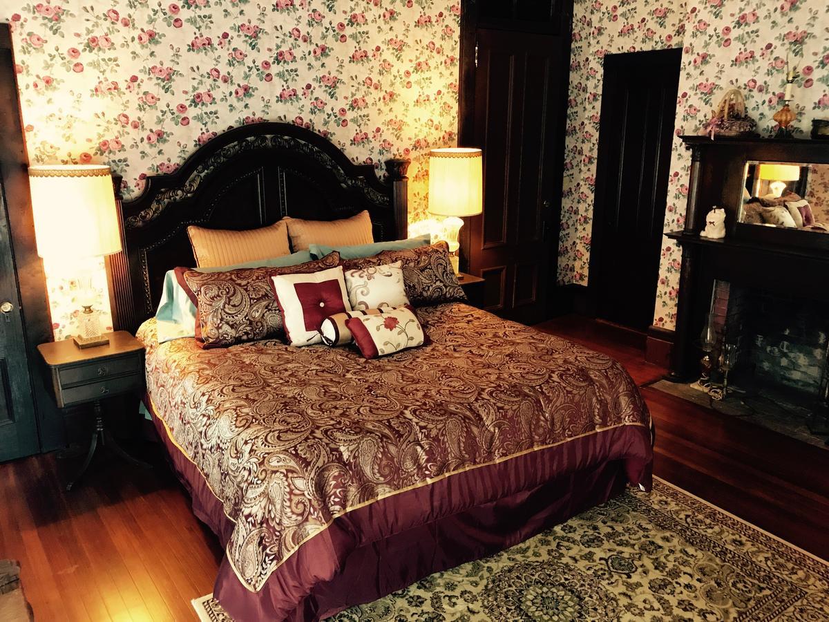 بالاتكا Grand Gables Inn المظهر الخارجي الصورة